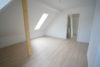 Rotenburg: Erstbezug nach Komplettrenovierung! Traumhafte Dachgeschosswohnung in ruhiger Lage - Schlafzimmer