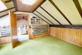 Hobbyraum - Charmantes Reihenmittelhaus mit Wintergarten und Garage