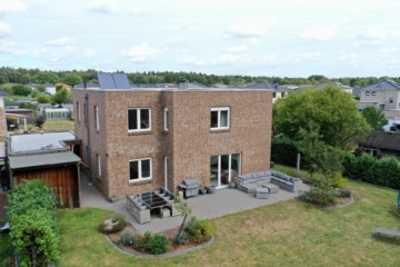 Moderne Stadtvilla in bester Lage – stilvolles Wohnen auf höchstem Niveau, 27356 Rotenburg (Wümme), Einfamilienhaus