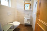 Rotenburg: Charmantes und gepflegtes Reihenmittelhaus mit neuwertigen Bädern - Gäste-WC