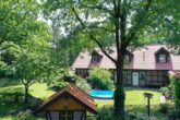 Bretel: Leben im soliden Fachwerkhaus mit idyllischen Garten - Blick aus Norden
