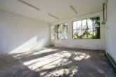 Nebenhalle - Vielseitige Gewerbefläche mit Büro und zusätzlicher Halle (ca. 425 m²)
