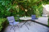 Repräsentatives Haus für die Familie - lauschige Sitzecke im Garten