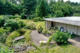 Garten mit Teich - Einfamilienhaus mit großzügigem Garten in ruhiger Lage