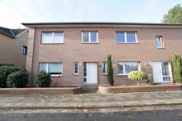 Zentrale 3,5-Zimmer-Wohnung mit Balkon im Herzen von Scheeßel, 27383 Scheeßel, Etagenwohnung