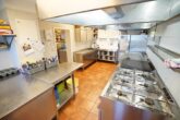 Zeven / Brauel: Gastronomiebetrieb mit drei Betriebswohnungen - Küche zur Linken Vorbereitung