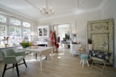 Ausstellungsfläche 1 mit Blick zur Ausstellungsfläche 2 - Ladenlokal mit Charme und Top-Lage in Scheeßel