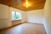 Schlafzimmer 1 - Einfamilienhaus in ruhiger Umgebung, mit großzügiger Wohnfläche und Garten!
