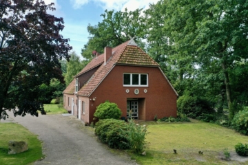 Attraktives Einfamilienhaus in Vahlde mit großzügiger Wohnfläche und Terrasse!, 27389 Vahlde, Einfamilienhaus