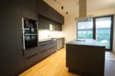 Erstbezug in 4-Zimmer-Erdgeschosswohnung in hochwertiger Ausführung mit Garage - Offene Küche