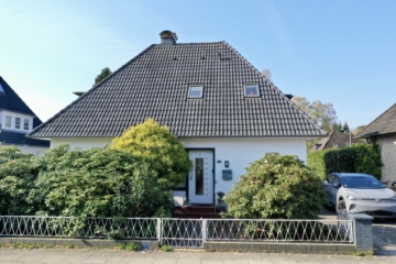 Charmantes Einfamilienhaus mit überdachter Terrasse und Garage, 27383 Scheeßel, Einfamilienhaus