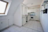 Einbauküche - Stilvolle Maisonettewohnung mit 2 Zimmern und Balkon im Zentrum