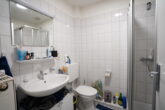 2-Zimmer-Dachgeschoss-Wohnung in gepflegter und ruhiger Anlage - Duschbad