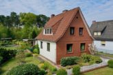 Scheeßel: Wohnhaus in ruhiger Lage mit liebevoll angelegtem Garten - Titelbild