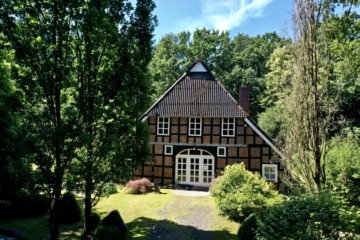 Historisches Fachwerkhaus am Kanal – viel Platz in naturnaher Lage, 27442 Gnarrenburg / Findorf, Einfamilienhaus
