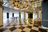 Blick zur großzügigen Ausstellungsfläche - Großzügiges Ladenlokal in erstklassiger Lage mit vielseitigem Nutzungspotenzial