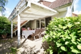 überdachte Terrasse - Doppelhaushälfte mit überdachter Terrasse im Grünen