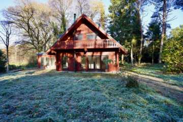 Wohnen am Waldrand – Holzhaus mit Wintergarten, Kamin und Naturgrundstück, 27404 Hatzte, Einfamilienhaus