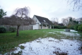 Garten mit Blick zum Haus - Gepflegtes Einfamilienhaus mit ca. 137 m² Wohnfläche und Garten