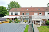Hausansicht Garten